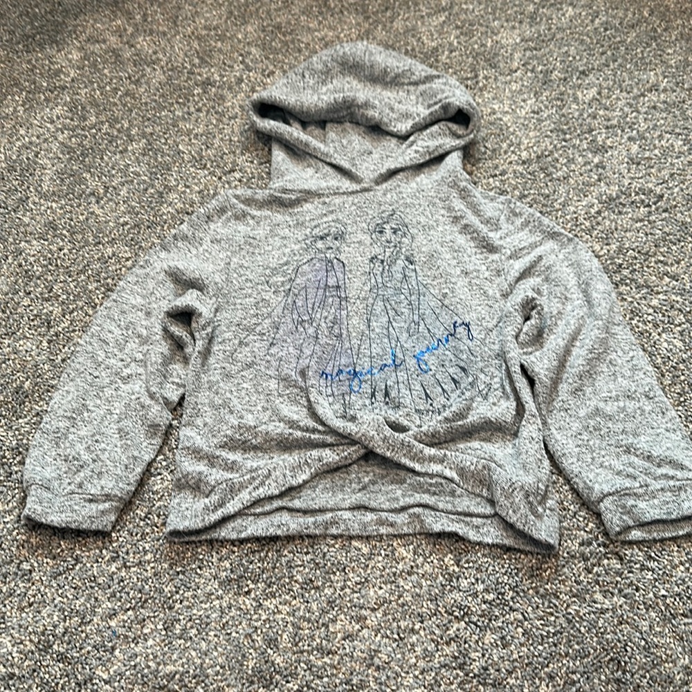 Disney Frozen 2 Anna and Elsa Magical Journey Gray hoodie. Toddler size 5T